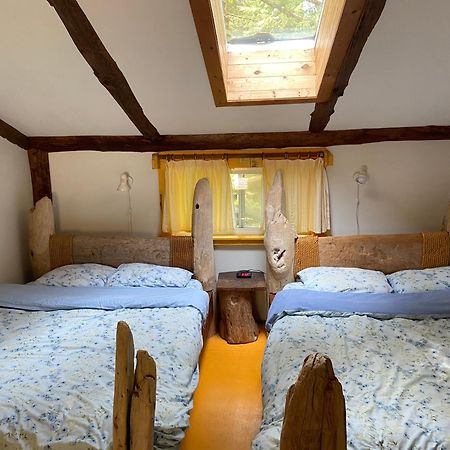 Woods End Landing Hotel Bamfield Bilik gambar