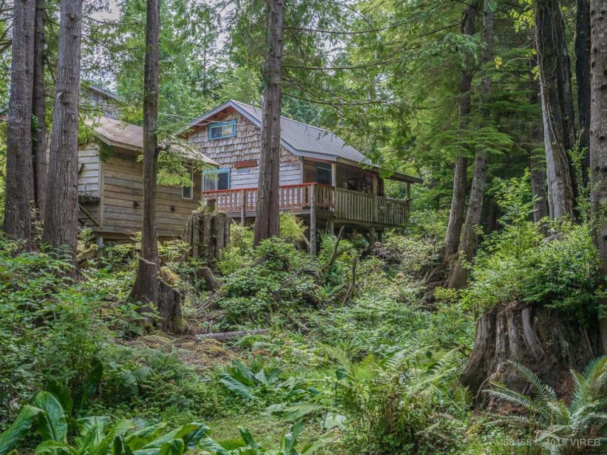 Woods End Landing Hotel Bamfield Luaran gambar